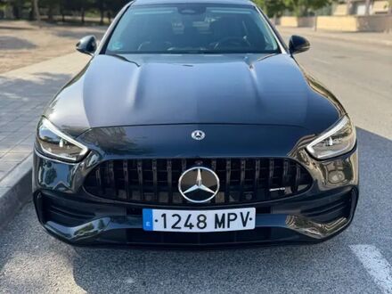 Мерседес Ц 220 2024 в Европе на Automoto.ua Серый Мерседес Ц 220, объемом двигателя 1.99 л и пробегом 3 тыс. км за 53245 $, фото 1 на Automoto.ua