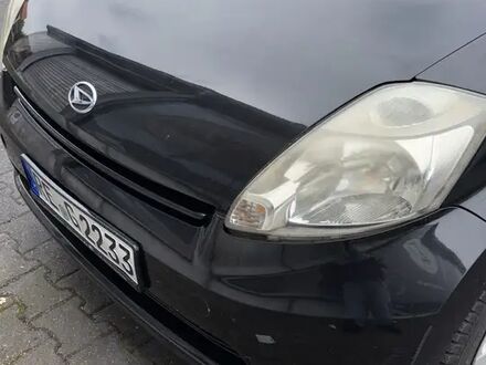 Дайхатсу Сирион 2007 в Европе на Automoto.ua Черный Дайхатсу Сирион, объемом двигателя 1.3 л и пробегом 65 тыс. км за 4207 $, фото 1 на Automoto.ua