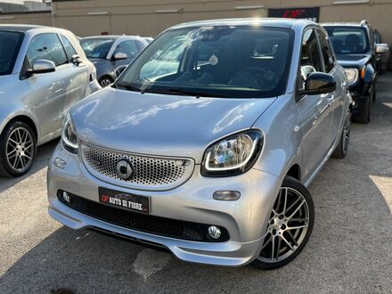 Смарт Forfour 2018 у Європі на Automoto.ua Сірий Смарт Forfour, об'ємом двигуна 0.9 л та пробігом 115 тис. км за 19719 $, фото 1 на Automoto.ua