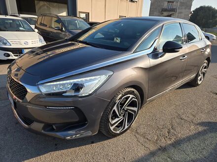 DS ДС 2016 в Европе на Automoto.ua Серый DS ДС, объемом двигателя 2 л и пробегом 205 тыс. км за 8299 $, фото 1 на Automoto.ua