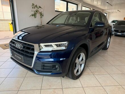 Ауди Ку 5 2019 в Европе на Automoto.ua Синий Ауди Ку 5, объемом двигателя 1.97 л и пробегом 90 тыс. км за 32054 $, фото 1 на Automoto.ua