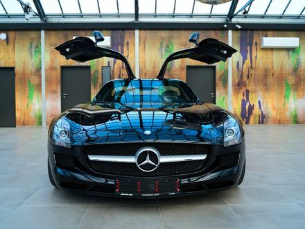 Мерседес SLS AMG 2012 в Европе на Automoto.ua Черный Мерседес SLS AMG, объемом двигателя 6.21 л и пробегом 14 тыс. км за 267743 $, фото 1 на Automoto.ua