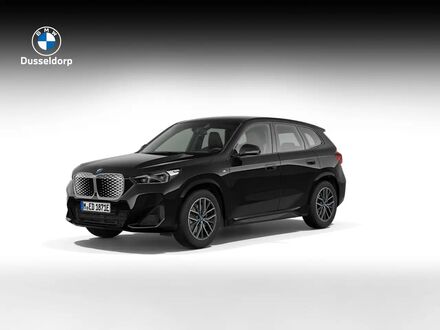 БМВ iX1 2024 в Европе на Automoto.ua Черный БМВ iX1, объемом двигателя 0 л и пробегом 27 тыс. км за 46687 $, фото 1 на Automoto.ua