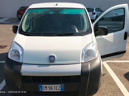 Фіат Fiorino 2012 у Європі на Automoto.ua Білий Фіат Fiorino, об'ємом двигуна 0 л та пробігом 187 тис. км за 4577 $, фото 1 на Automoto.ua