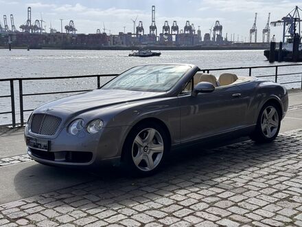 Бентлі Continental GTC 2007 у Європі на Automoto.ua Сірий Бентлі Continental GTC, об'ємом двигуна 6 л та пробігом 41 тис. км за 64147 $, фото 1 на Automoto.ua