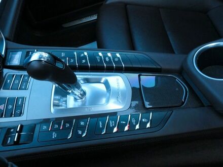 Порше Panamera 2011 у Європі на Automoto.ua Коричневий Порше Panamera, об'ємом двигуна 4.81 л та пробігом 100 тис. км за 31937 $, фото 1 на Automoto.ua