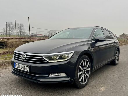 Фольксваген Пассат 2017 в Европе на Automoto.ua Фольксваген Пассат, объемом двигателя 1 л и пробегом 194 тыс. км за 14165 $, фото 1 на Automoto.ua