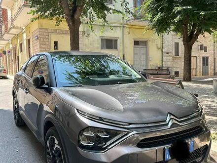 Ситроен С4 2021 в Европе на Automoto.ua Ситроен С4, объемом двигателя 1.5 л и пробегом 68 тыс. км за 22553 $, фото 1 на Automoto.ua