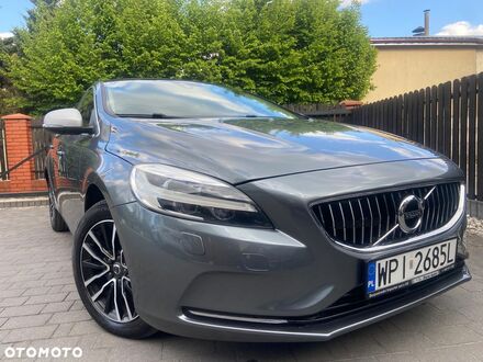 Вольво V40 2017 у Європі на Automoto.ua Сірий Вольво V40, об'ємом двигуна 1 л та пробігом 183 тис. км за 11599 $, фото 1 на Automoto.ua