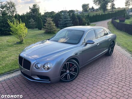 Бентлі Continental Flying Spur, об'ємом двигуна 3.99 л та пробігом 26 тис. км за 74082 $, фото 1 на Automoto.ua