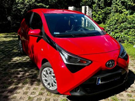 Тойота Айго 2019 у Європі на Automoto.ua Червоний Тойота Айго, об'ємом двигуна 1 л та пробігом 36 тис. км за 9662 $, фото 1 на Automoto.ua