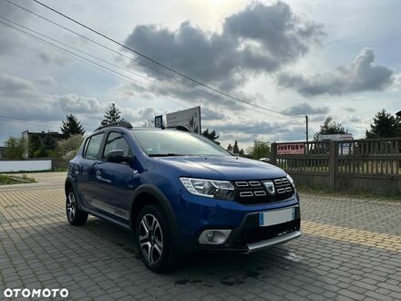 Дачия Sandero StepWay, объемом двигателя 1 л и пробегом 32 тыс. км за 7322 $, фото 1 на Automoto.ua