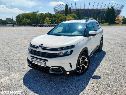 Ситроен C5 Aircross 2019 в Европе на Automoto.ua Белый Ситроен C5 Aircross, объемом двигателя 1 л и пробегом 88 тыс. км за 16925 $, фото 1 на Automoto.ua