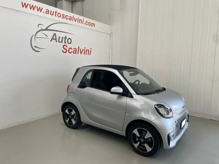 Смарт Fortwo 2022 у Європі на Automoto.ua Срібний Смарт Fortwo, об'ємом двигуна 0 л та пробігом 48 тис. км за 12698 $, фото 1 на Automoto.ua