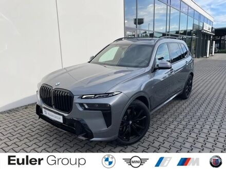 БМВ X7 2024 у Європі на Automoto.ua Сірий БМВ X7, об'ємом двигуна 2.99 л та пробігом 7 тис. км за 114364 $, фото 1 на Automoto.ua