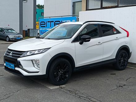 Мицубиси Eclipse Cross 2019 в Европе на Automoto.ua Белый Мицубиси Eclipse Cross, объемом двигателя 2.27 л и пробегом 118 тыс. км за 18612 $, фото 1 на Automoto.ua