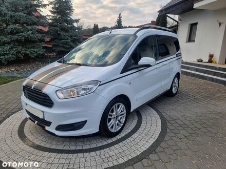 Форд Tourneo Courier, объемом двигателя 1 л и пробегом 69 тыс. км за 8099 $, фото 1 на Automoto.ua