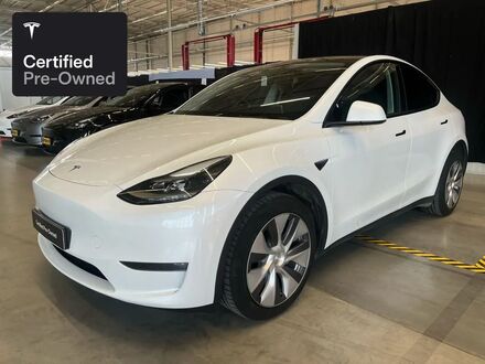 Тесла Model Y 2023 в Европе на Automoto.ua Белый Тесла Model Y, объемом двигателя 0 л и пробегом 34 тыс. км за 48351 $, фото 1 на Automoto.ua