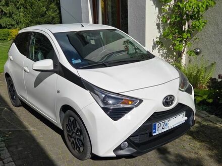 Тойота Айго 2019 в Европе на Automoto.ua Белый Тойота Айго, объемом двигателя 1 л и пробегом 48 тыс. км за 8935 $, фото 1 на Automoto.ua