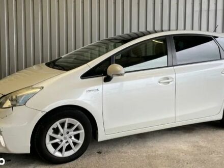 Тойота Prius Plus, об'ємом двигуна 1.8 л та пробігом 240 тис. км за 9438 $, фото 1 на Automoto.ua