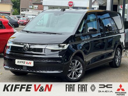 Фольксваген T7 Multivan 2024 у Європі на Automoto.ua Чорний Фольксваген T7 Multivan, об'ємом двигуна 1.97 л та пробігом 31 тис. км за 63203 $, фото 1 на Automoto.ua