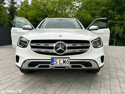 Мерседес ЦЛЦ-клас 2021 у Європі на Automoto.ua Білий Мерседес ЦЛЦ-клас, об'ємом двигуна 1 л та пробігом 63 тис. км за 38717 $, фото 1 на Automoto.ua