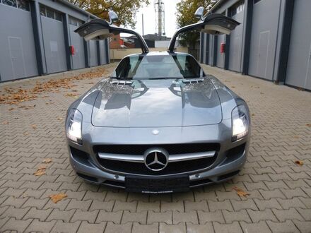 Мерседес SLS AMG 2012 в Европе на Automoto.ua Серый Мерседес SLS AMG, объемом двигателя 6.21 л и пробегом 32 тыс. км за 271642 $, фото 1 на Automoto.ua