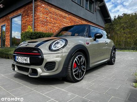 Мини John Cooper Works 2019 в Европе на Automoto.ua Мини John Cooper Works, объемом двигателя 1 л и пробегом 45 тыс. км за 99900 $, фото 1 на Automoto.ua