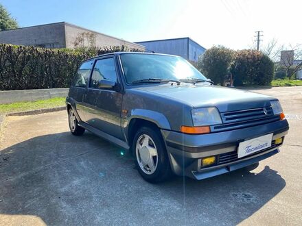 Рено 5 1989 в Европе на Automoto.ua Серый Рено 5, объемом двигателя 1.4 л и пробегом 73 тыс. км за 23808 $, фото 1 на Automoto.ua