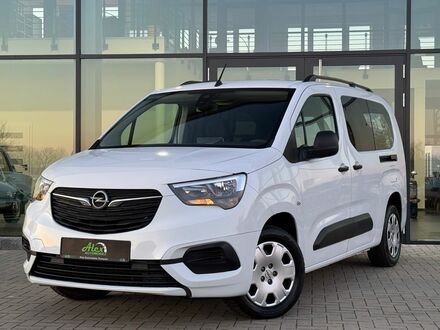 Опель Комбо груз.-пасс. 2021 в Европе на Automoto.ua Белый Опель Комбо груз.-пасс., объемом двигателя 1.5 л и пробегом 89 тыс. км за 19723 $, фото 1 на Automoto.ua