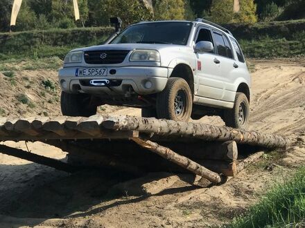 Сузукі Гранд Вітара, об'ємом двигуна 2 л та пробігом 289 тис. км за 7343 $, фото 1 на Automoto.ua