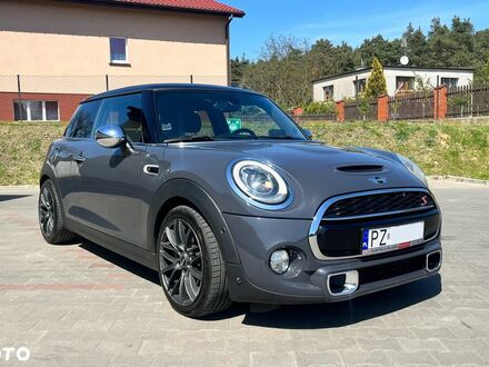 Міні Cooper S, об'ємом двигуна 2 л та пробігом 185 тис. км за 11037 $, фото 1 на Automoto.ua