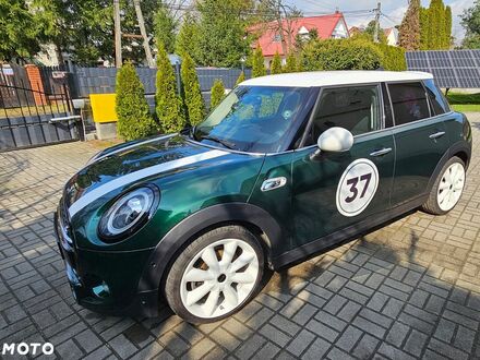 Міні Cooper S, об'ємом двигуна 2 л та пробігом 72 тис. км за 18467 $, фото 1 на Automoto.ua