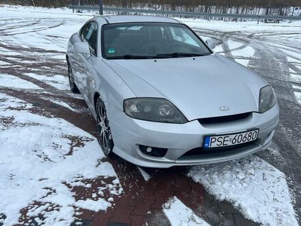 Хендай Купе 2005 в Европе на Automoto.ua Серый Хендай Купе, объемом двигателя 1 л и пробегом 230 тыс. км за 9900 $, фото 1 на Automoto.ua