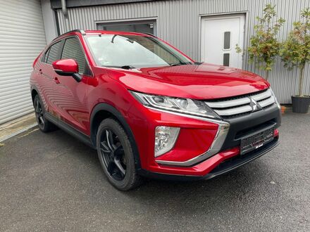 Мицубиси Eclipse Cross 2019 в Европе на Automoto.ua Красный Мицубиси Eclipse Cross, объемом двигателя 1.5 л и пробегом 30 тыс. км за 16778 $, фото 1 на Automoto.ua