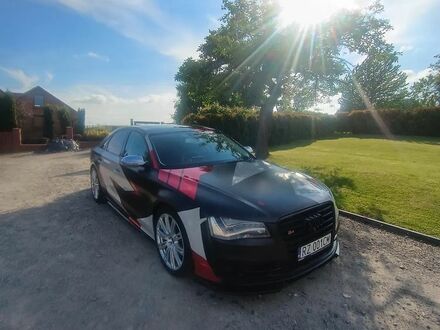 Ауди С8 2013 в Европе на Automoto.ua Ауди С8, объемом двигателя 3.99 л и пробегом 239 тыс. км за 29298 $, фото 1 на Automoto.ua