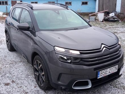 Ситроен C5 Aircross 2019 в Европе на Automoto.ua Ситроен C5 Aircross, объемом двигателя 1 л и пробегом 91 тыс. км за 65000 $, фото 1 на Automoto.ua