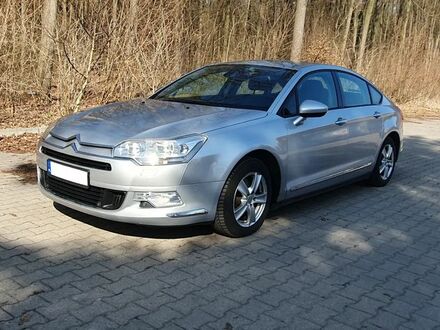 Ситроен С5 2009 в Европе на Automoto.ua Серый Ситроен С5, объемом двигателя 1 л и пробегом 255 тыс. км за 17000 $, фото 1 на Automoto.ua