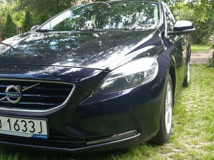 Вольво V40, об'ємом двигуна 1.97 л та пробігом 202 тис. км за 10130 $, фото 1 на Automoto.ua