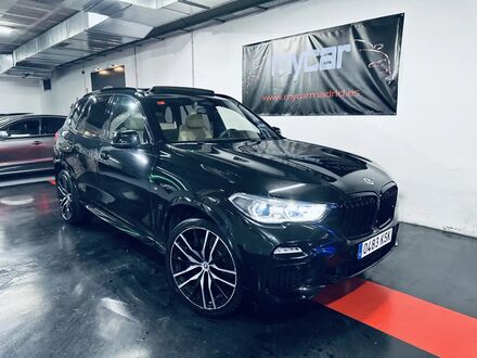 БМВ Х5 2022 в Европе на Automoto.ua Черный БМВ Х5, объемом двигателя 2.99 л и пробегом 60 тыс. км за 77796 $, фото 1 на Automoto.ua
