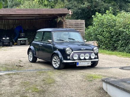 Ровер MINI 2000 в Европе на Automoto.ua Черный Ровер MINI, объемом двигателя 1.27 л и пробегом 122 тыс. км за 22612 $, фото 1 на Automoto.ua