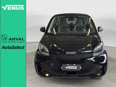 Смарт Fortwo 2021 у Європі на Automoto.ua Чорний Смарт Fortwo, об'ємом двигуна 0 л та пробігом 21 тис. км за 13189 $, фото 1 на Automoto.ua