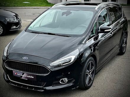 Форд С-Макс 2017 в Европе на Automoto.ua Черный Форд С-Макс, объемом двигателя 2 л и пробегом 126 тыс. км за 19363 $, фото 1 на Automoto.ua