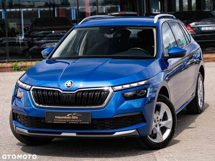 Шкода KAMIQ 2020 у Європі на Automoto.ua Синій Шкода KAMIQ, об'ємом двигуна 1 л та пробігом 73 тис. км за 19347 $, фото 1 на Automoto.ua