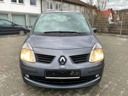 Рено Модус 2007 в Европе на Automoto.ua Синий Рено Модус, объемом двигателя 1.6 л и пробегом 80 тыс. км за 4108 $, фото 1 на Automoto.ua