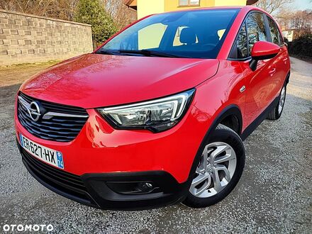 Опель Crossland X 2017 в Европе на Automoto.ua Красный Опель Crossland X, объемом двигателя 1 л и пробегом 81 тыс. км за 46900 $, фото 1 на Automoto.ua