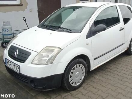 Ситроен С2 2006 в Европе на Automoto.ua Белый Ситроен С2, объемом двигателя 1 л и пробегом 322 тыс. км за 3500 $, фото 1 на Automoto.ua