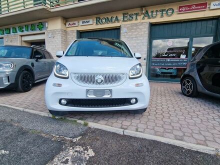 Смарт Форту 2017 в Европе на Automoto.ua Белый Смарт Форту, объемом двигателя 0.9 л и пробегом 86 тыс. км за 14005 $, фото 1 на Automoto.ua