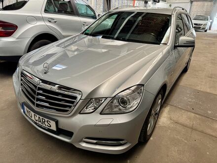 Мерседес E 220 2012 у Європі на Automoto.ua Срібний Мерседес E 220, об'ємом двигуна 2.14 л та пробігом 98 тис. км за 15154 $, фото 1 на Automoto.ua
