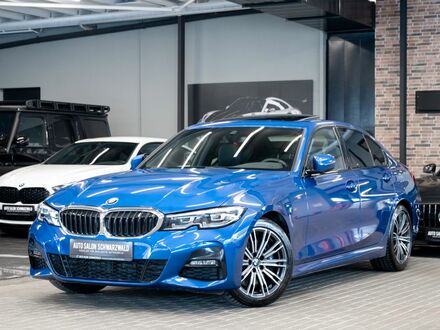 БМВ 330 2020 у Європі на Automoto.ua Синій БМВ 330, об'ємом двигуна 2 л та пробігом 40 тис. км за 42381 $, фото 1 на Automoto.ua